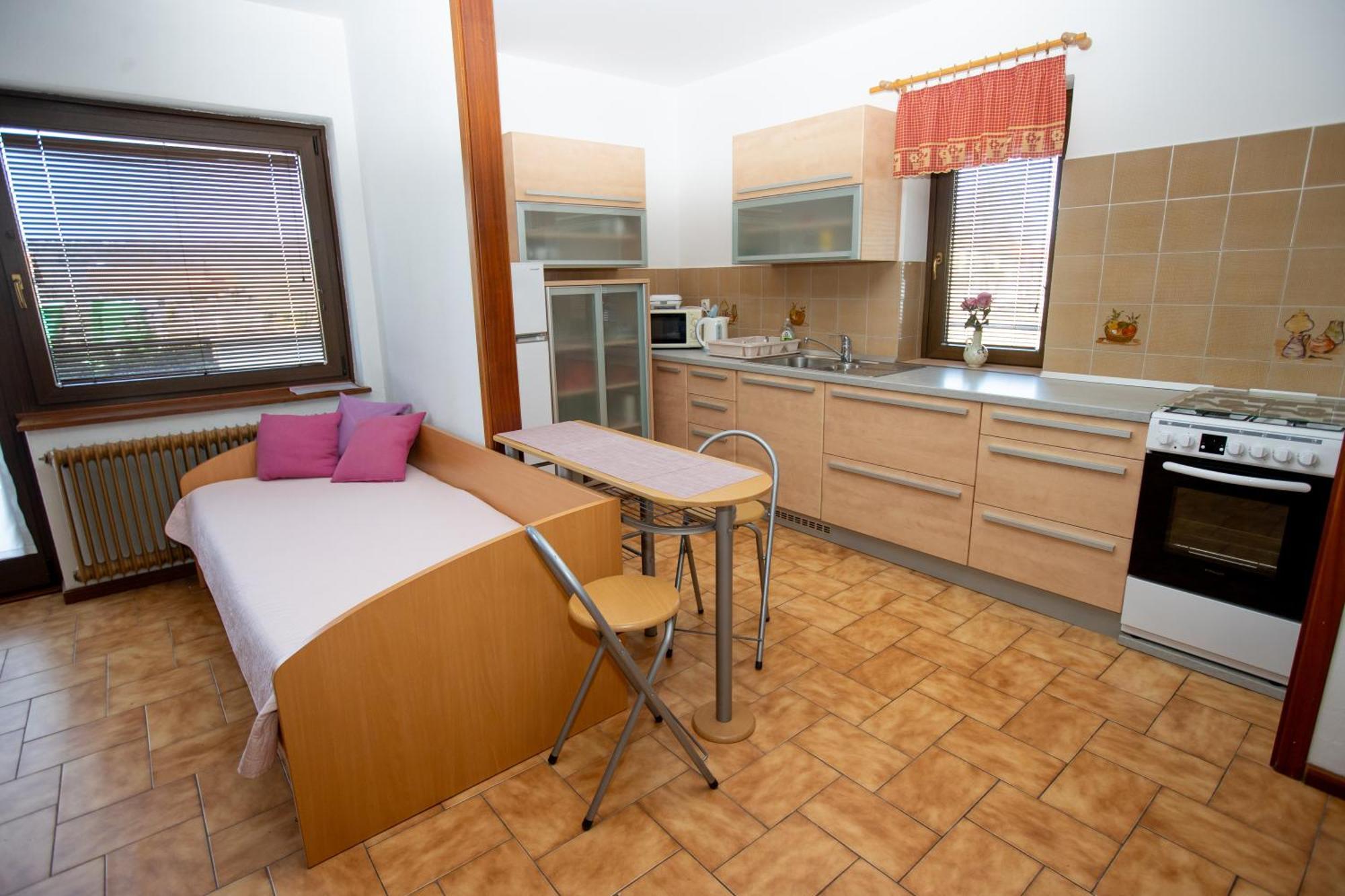 Guesthouse Sanabor Постойна Экстерьер фото